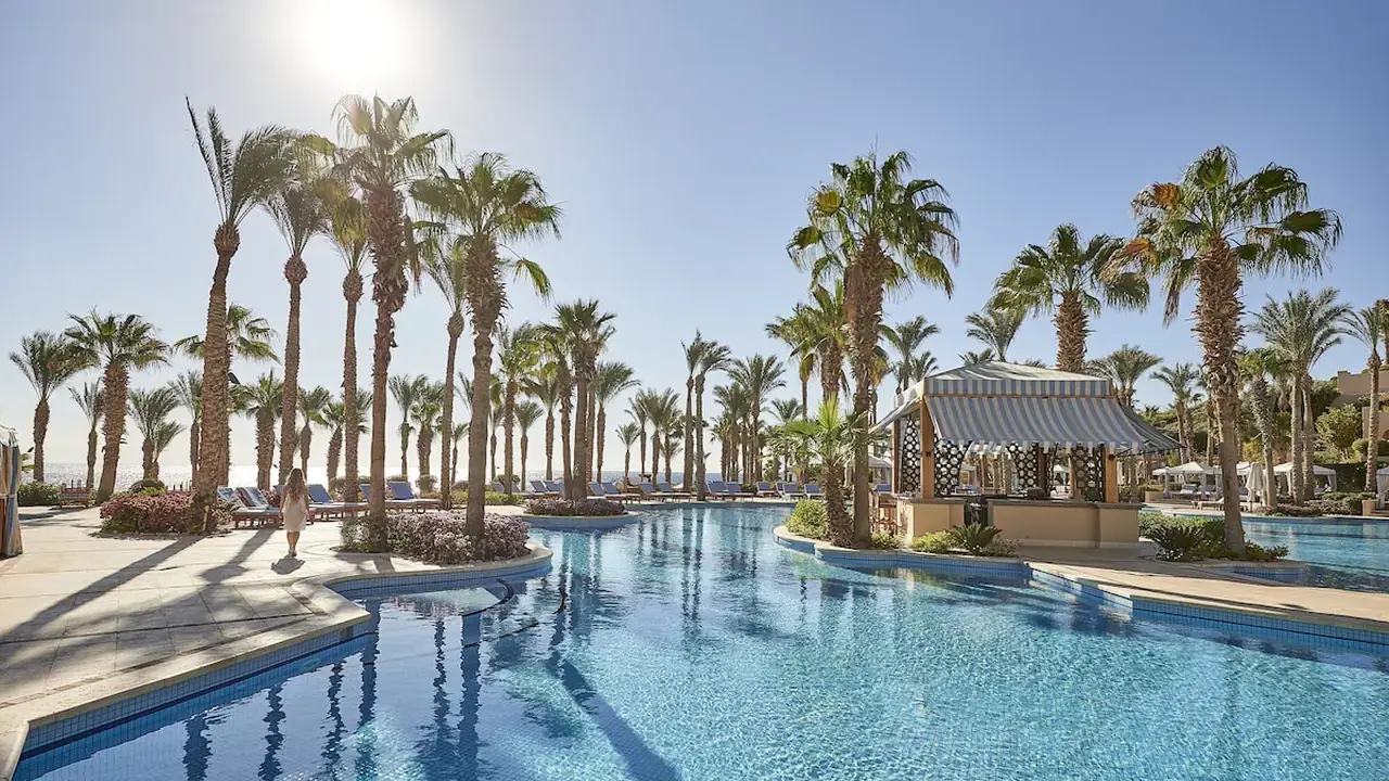 Four Seasons Resort
